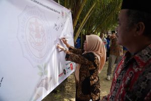 FH UIR strengthens the implementation of the Three Pillars of Higher Education through MoA