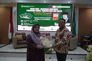 Sambutan dalam kegiatan Bedah Buku dan Purnabakti Profesor di Fakultas Hukum UIR