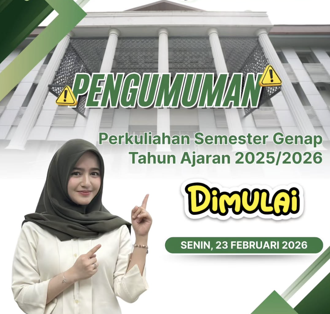 Gedung Fakultas Hukum UIR tampak depan dengan spanduk pengumuman perkuliahan semester genap