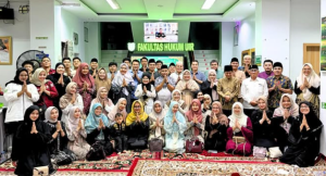 Buka puasa bersama civitas akademika Fakultas Hukum UIR