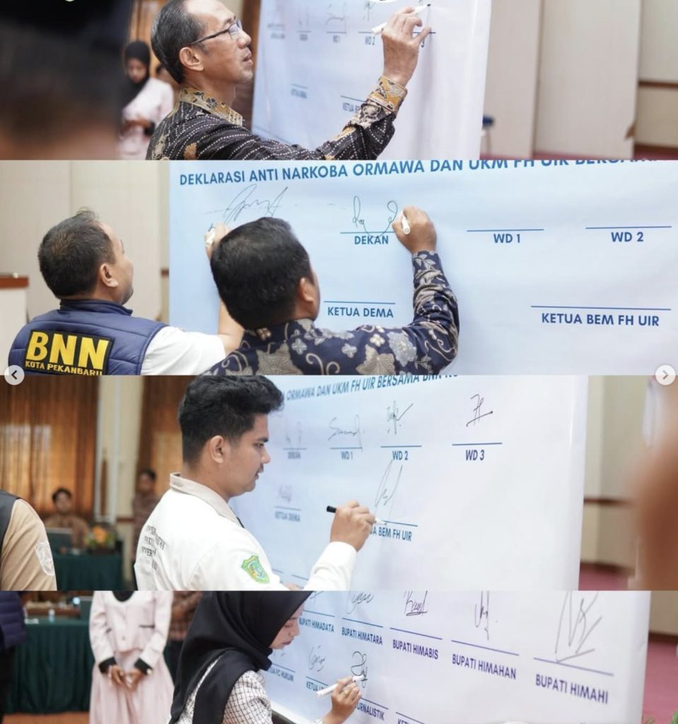 Pimpinan fakultas, BNN Kota Pekanbaru, serta perwakilan Ormawa dan UKM FH UIR membubuhkan tanda tangan pada Deklarasi Anti Narkoba