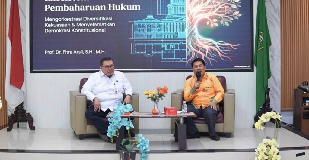 Sesi materi Ekosistem Pembaharuan Hukum pada Kuliah Umum FH UIR.